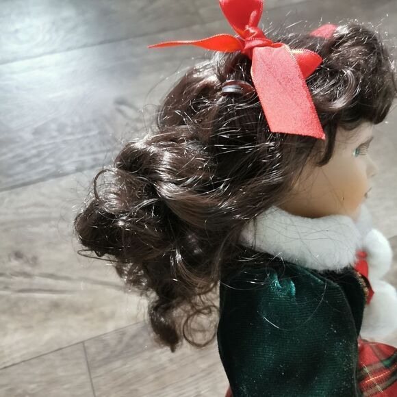 Porcelain doll - Picture 4 of 6
